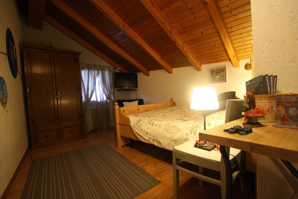 Relais Des Elfes Bed & Breakfast Châtillon Rom bilde