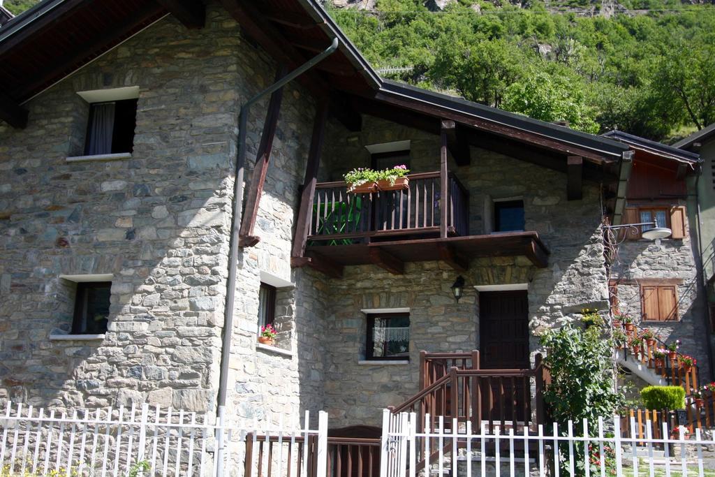 Relais Des Elfes Bed & Breakfast Châtillon Eksteriør bilde